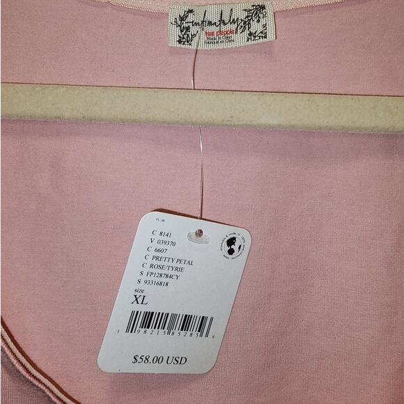 Free People Intimately SIZE LARGE Thong Bodysuit in Pretty Petal Rose NWT - Picture 4 of 6